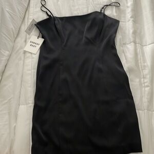 Black Aritzia Sunday best mini dress in silk never worn has tags on size 2